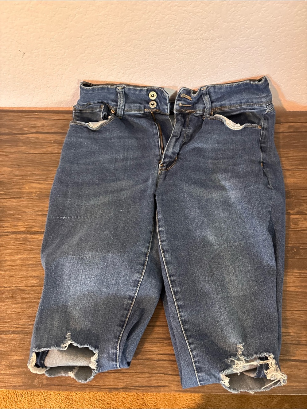 Must bundle Jeans size waist 30 - Picture 1 of 5